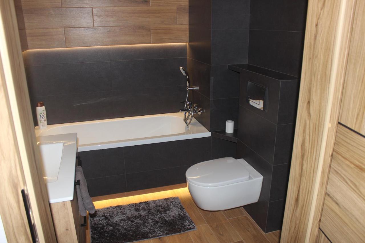 Apartament Chopina Łomianki Dış mekan fotoğraf
