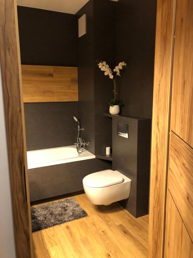 Apartament Chopina Łomianki Dış mekan fotoğraf
