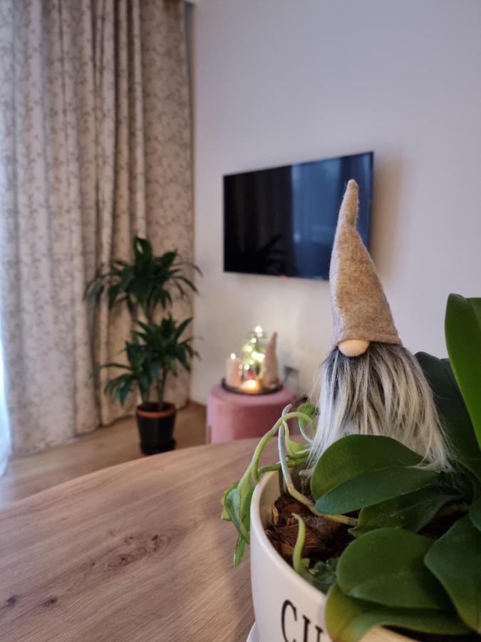Apartament Chopina Łomianki Dış mekan fotoğraf